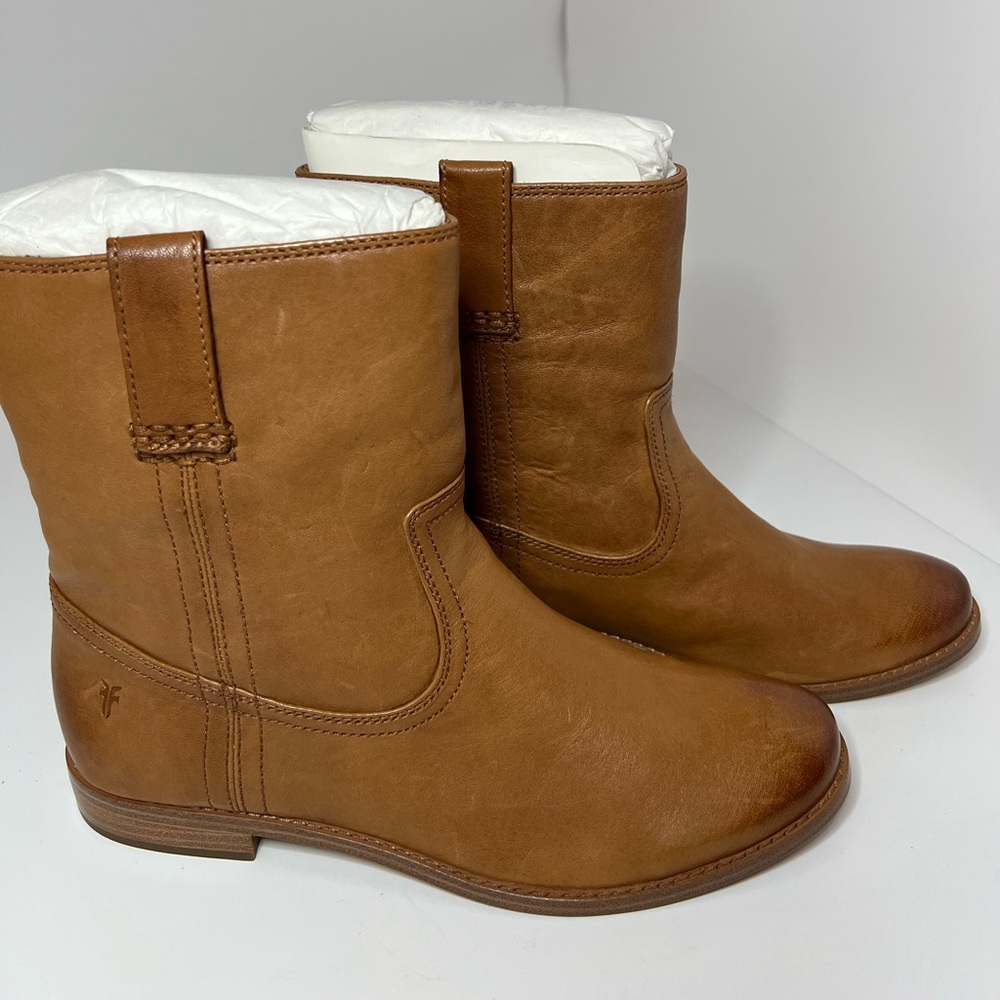 Frye short boots